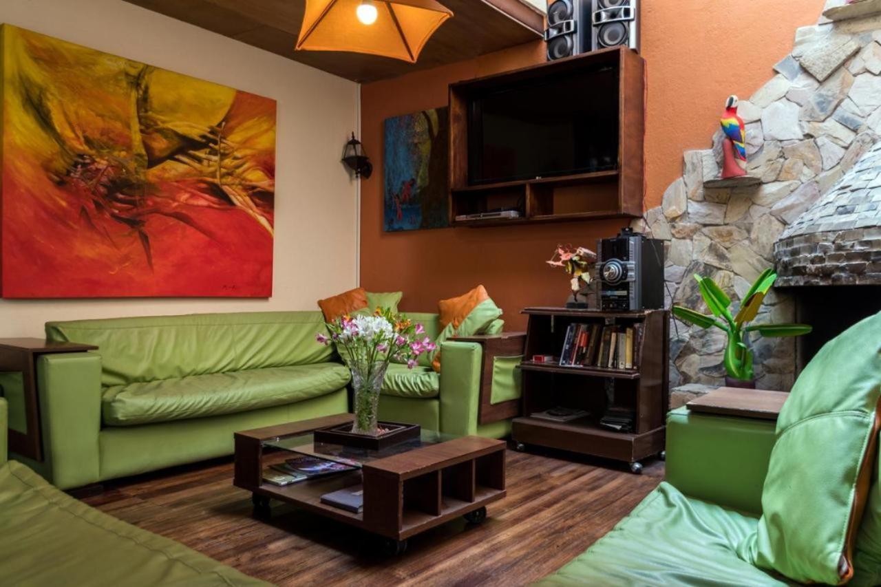 Casa Del Arupo B&B Quito Exterior foto